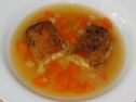 Süßsaure Gemüsesuppe mit Ministrudel